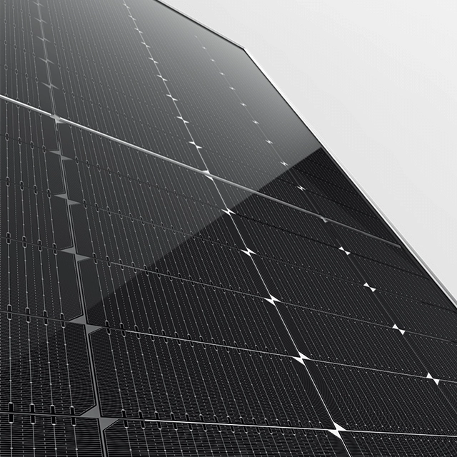 N-type vs P-type Panels: Efficiency in Distributed PV Stations